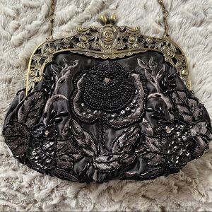 Caprici beaded vintage style clutch